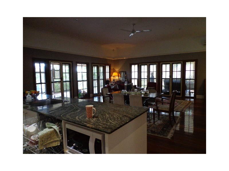 11 Paxton Street, Cleveland QLD 4163