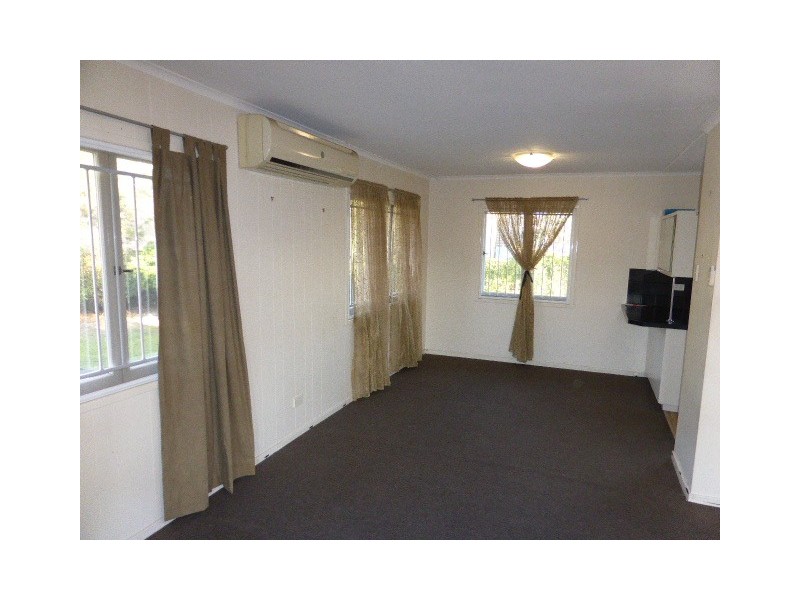 50 Grout Street, Macgregor QLD 4109