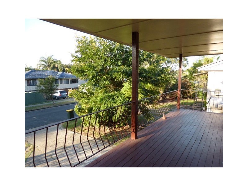 50 Grout Street, Macgregor QLD 4109