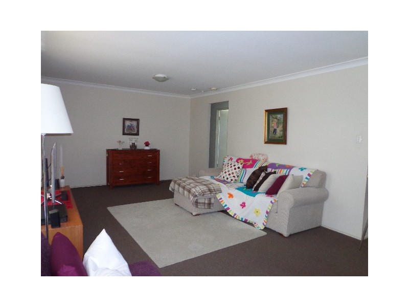 2 Magnolia Street, Daisy Hill QLD 4127