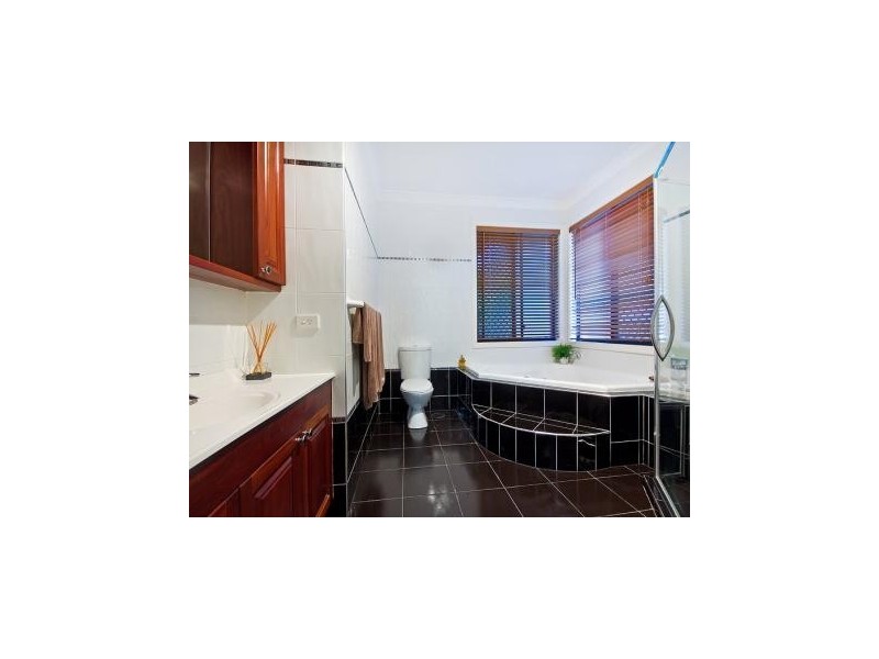 57 The Parkway, Stretton QLD 4116