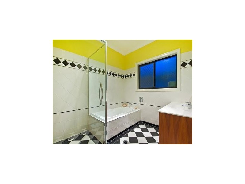 57 The Parkway, Stretton QLD 4116