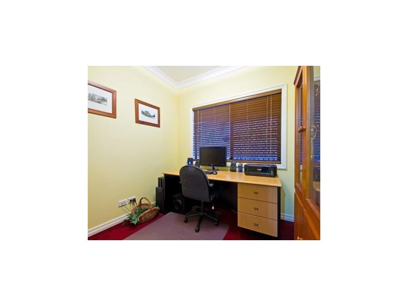 57 The Parkway, Stretton QLD 4116