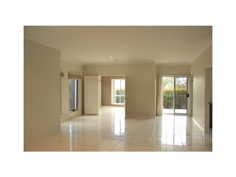 25 Collett Steet, Eight Mile Plains QLD 4113