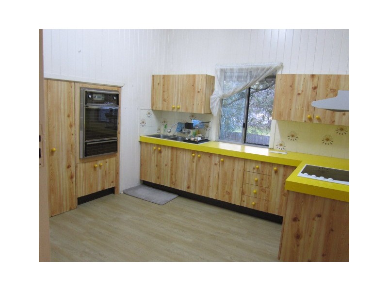 11 Delville Avenue, Moorooka QLD 4105