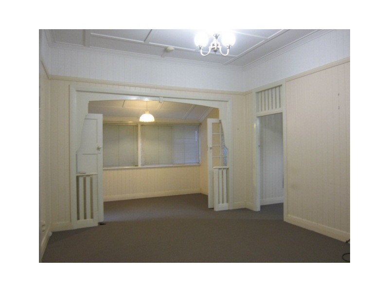 11 Delville Avenue, Moorooka QLD 4105