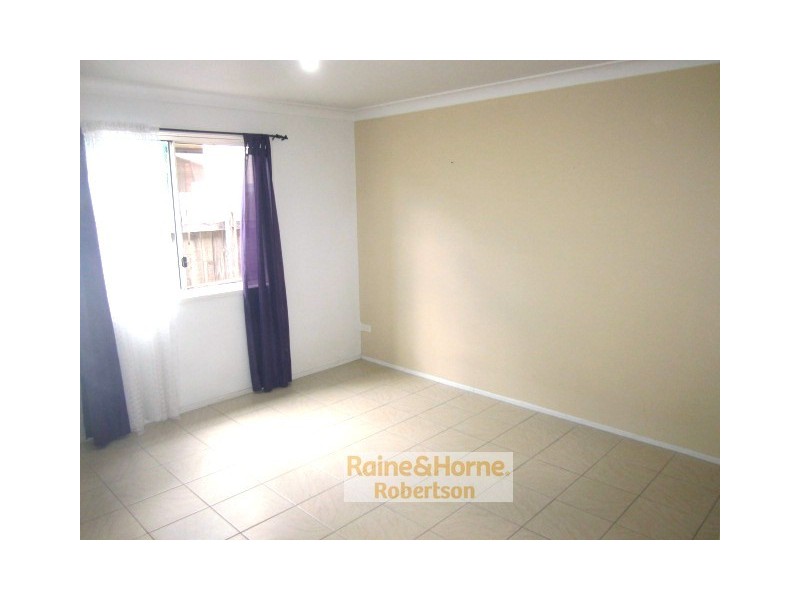 33 Warrigal Road, Runcorn QLD 4113