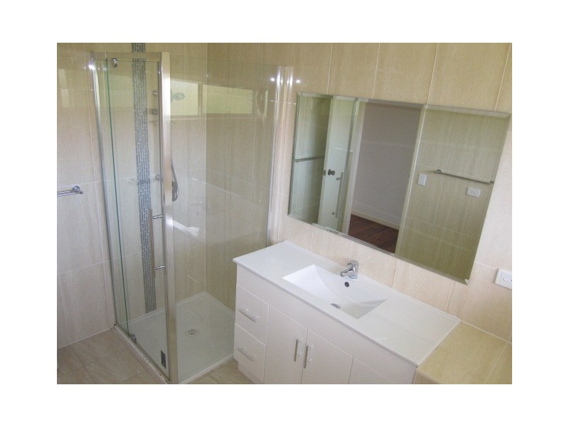 10 Darlington Street, Macgregor QLD 4109