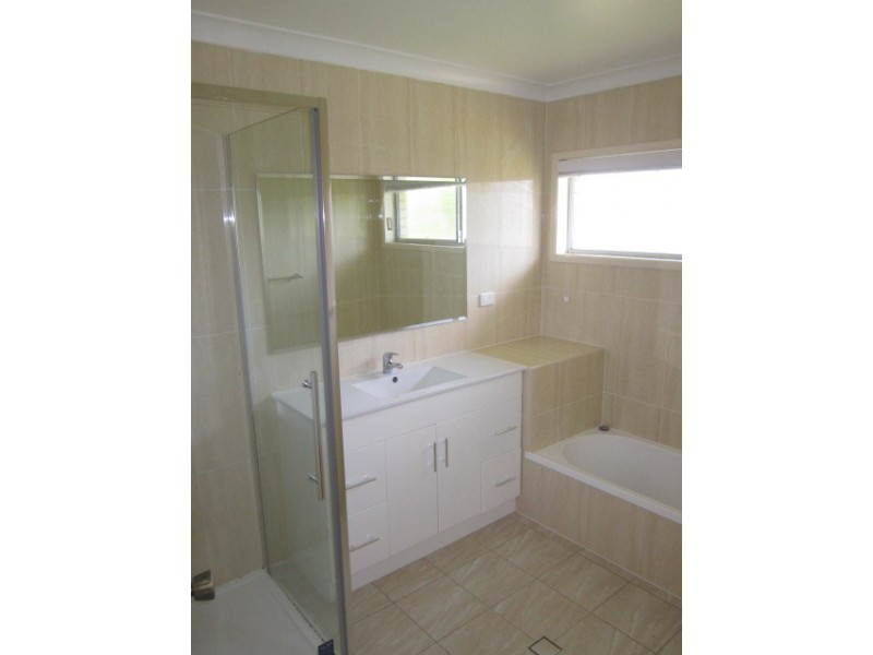 10 Darlington Street, Macgregor QLD 4109