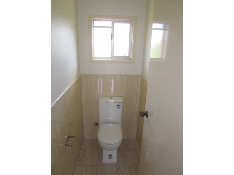 10 Darlington Street, Macgregor QLD 4109