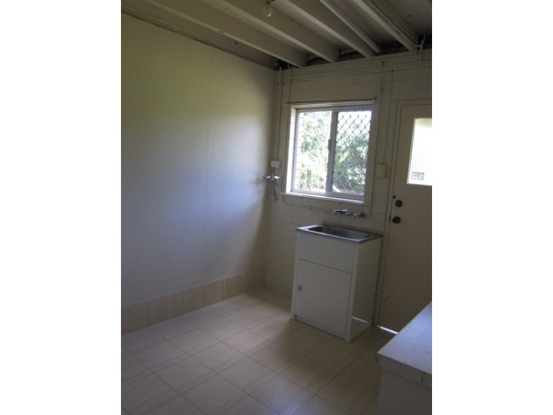 10 Darlington Street, Macgregor QLD 4109