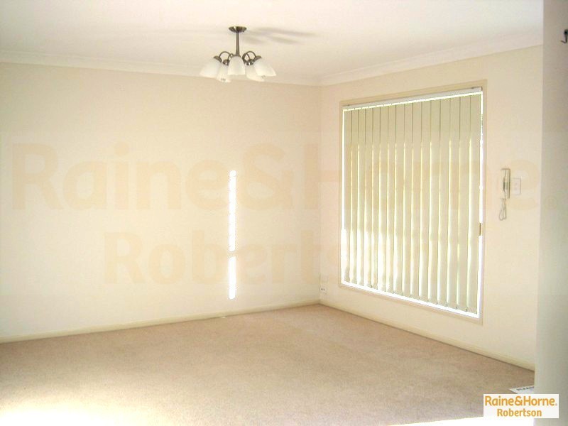 9/10 Vinal Street, Robertson QLD 4109