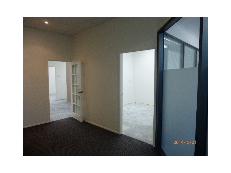 7/228 Hawken Drive, St Lucia QLD 4067