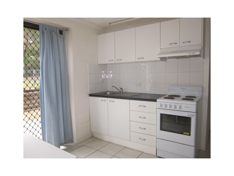 8 Bolwell Street, Runcorn QLD 4113