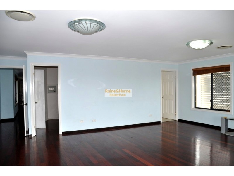 53 Coomera Court, Helensvale QLD 4212