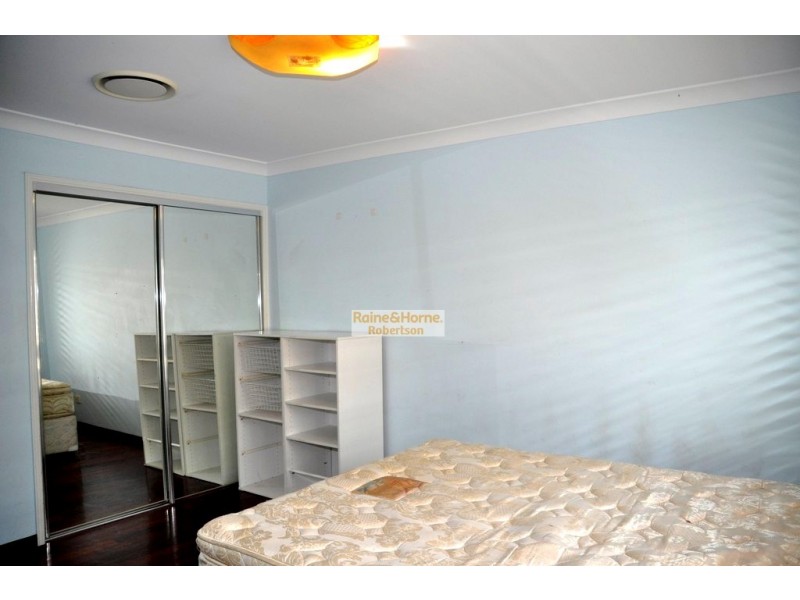 53 Coomera Court, Helensvale QLD 4212