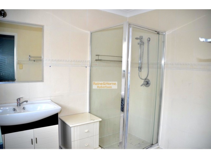 53 Coomera Court, Helensvale QLD 4212