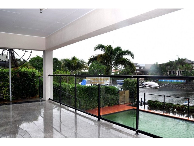 53 Coomera Court, Helensvale QLD 4212