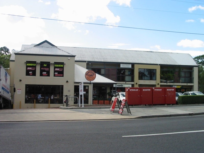 4/242 Hawken Drive, St Lucia QLD 4067