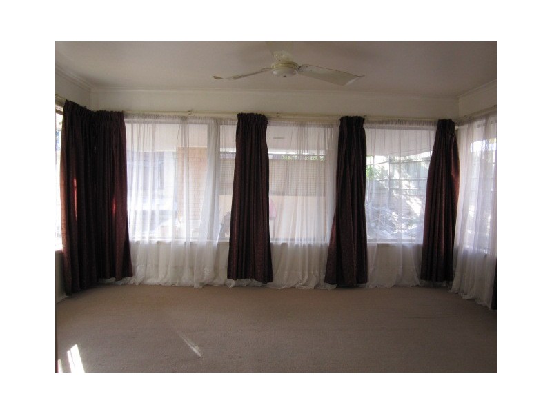 531 Mains Road, Macgregor QLD 4109