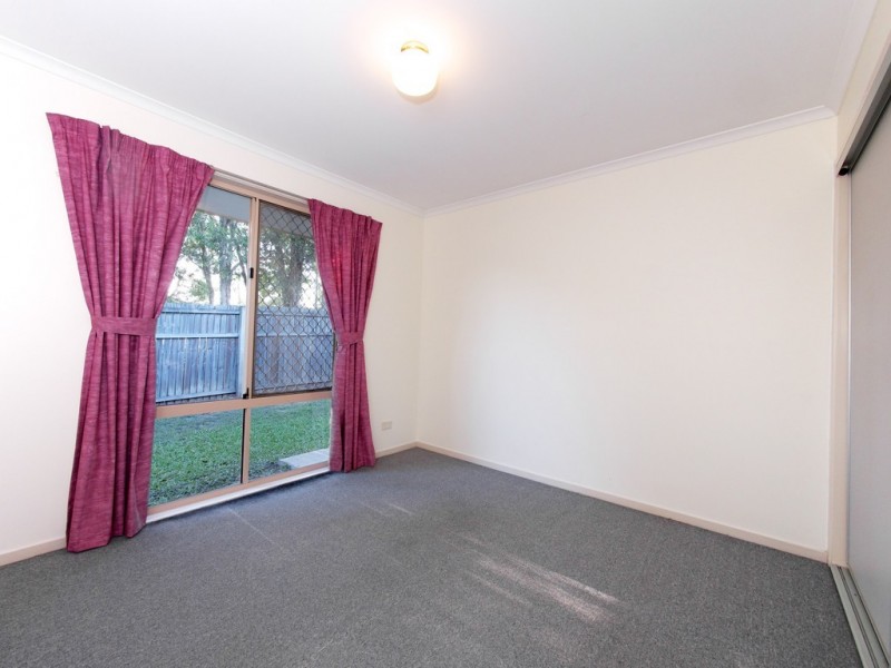 15 Daffodil Crescent, Calamvale QLD 4116