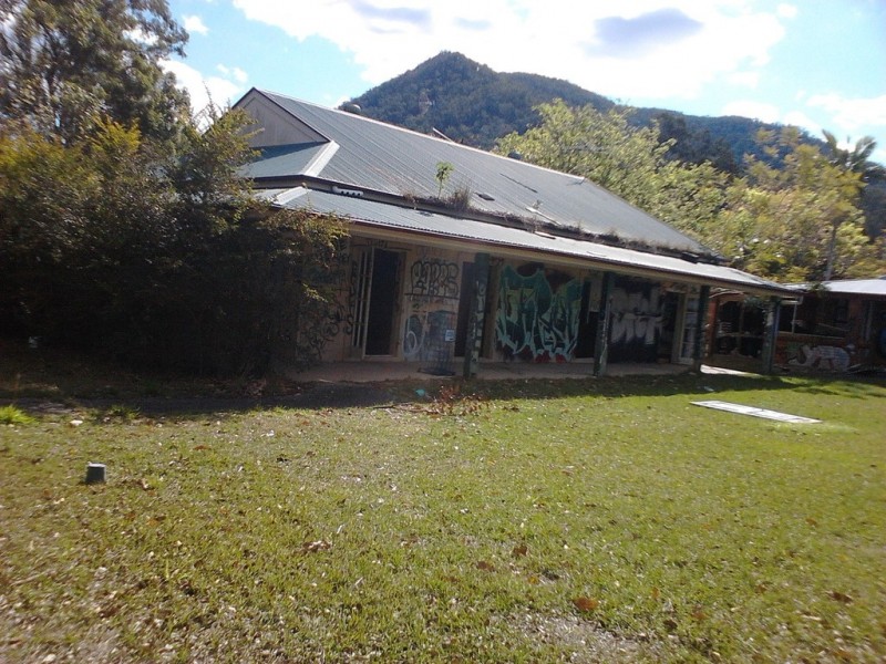 2 Reiners Road, Highvale QLD 4520