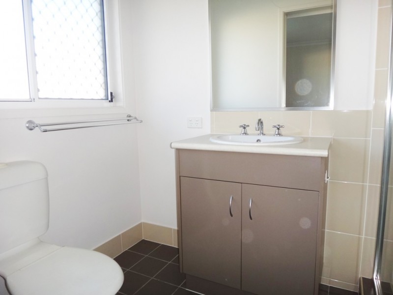 27 Firecrest Close, Upper Coomera QLD 4209