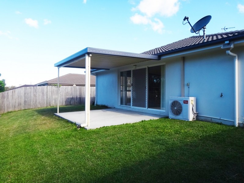 27 Firecrest Close, Upper Coomera QLD 4209