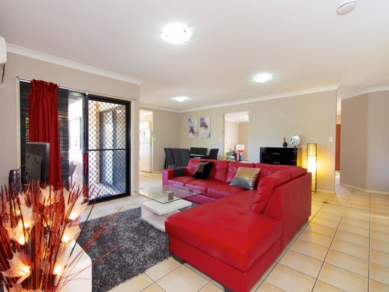 56 Wyalo Circuit, Parkinson QLD 4115
