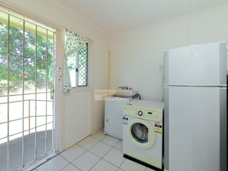 83 Ewing Road, Woodridge QLD 4114