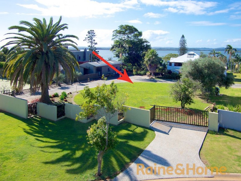 30 Wilson Esplanade, Redland Bay QLD 4165