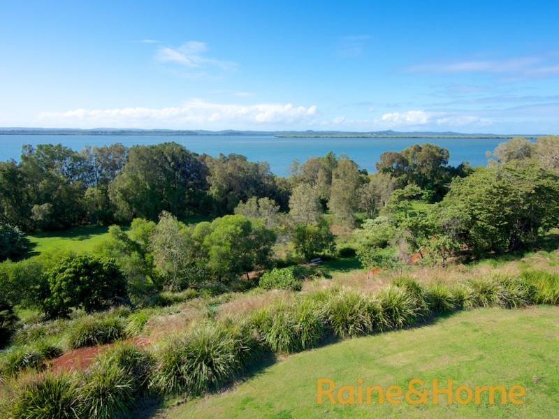 30 Wilson Esplanade, Redland Bay QLD 4165