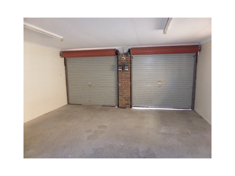 6 Alcheringa Place, Robertson QLD 4109