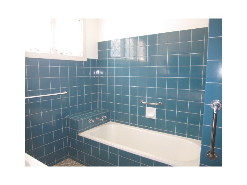 11 Ekibin Road, Annerley QLD 4103