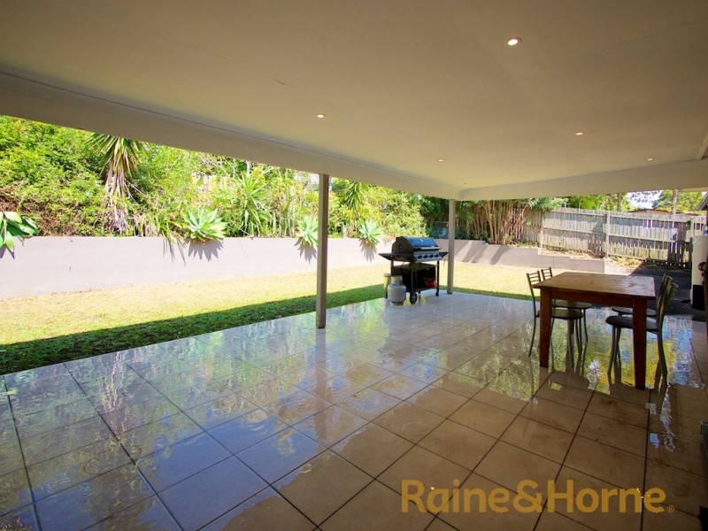 16 Michael Street, Slacks Creek QLD 4127