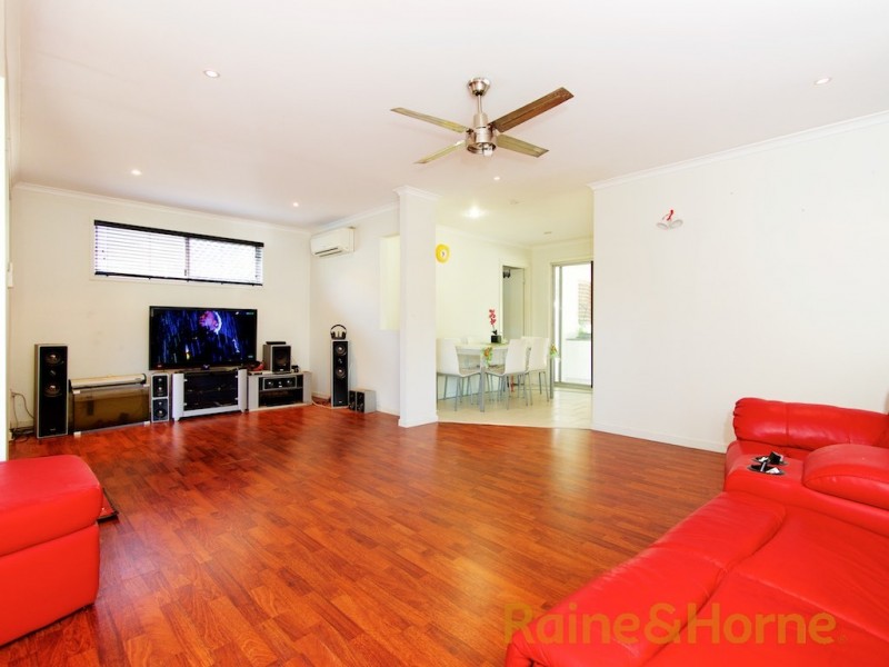 16 Michael Street, Slacks Creek QLD 4127