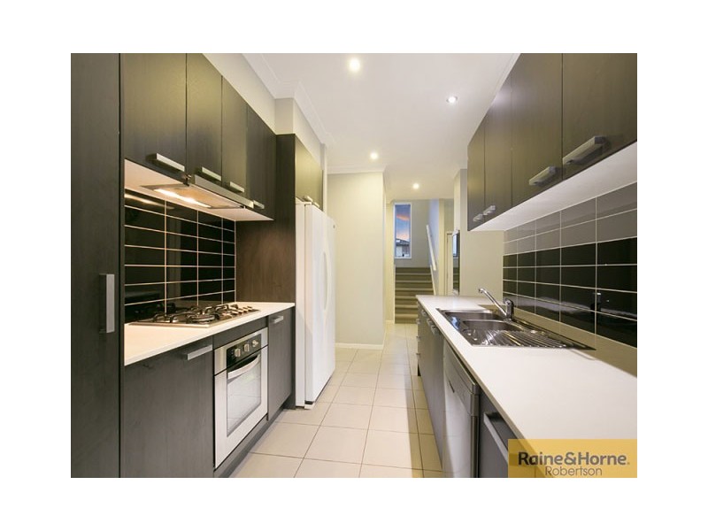 32 Hillcrest Street, Rochedale QLD 4123