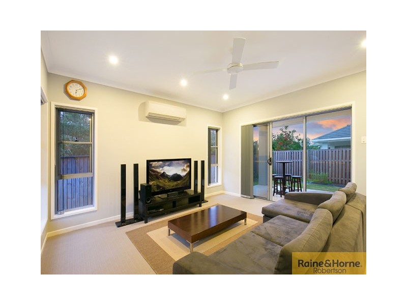 32 Hillcrest Street, Rochedale QLD 4123