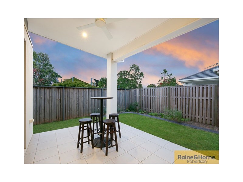 32 Hillcrest Street, Rochedale QLD 4123