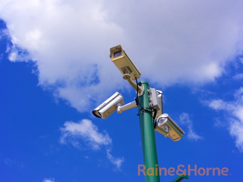 142/3 Bass Street, Woodridge QLD 4114