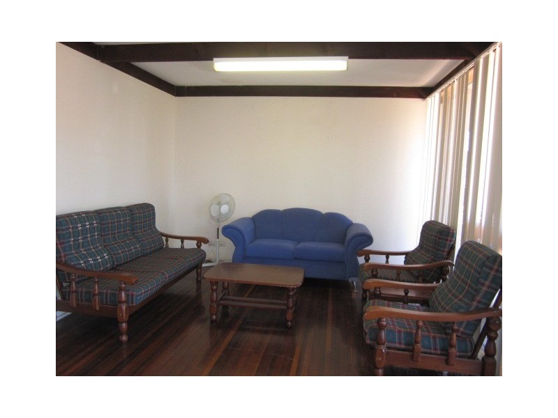 51 Pinelands Road, Sunnybank Hills QLD 4109