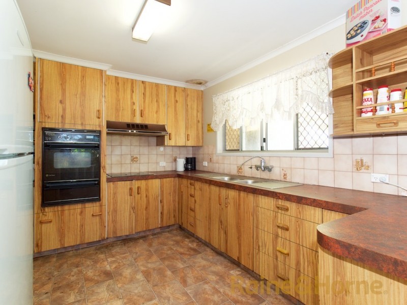 11 Crestview Avenue, Gatton QLD 4343