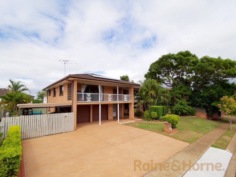 25 Faringdon Street, Robertson QLD 4109