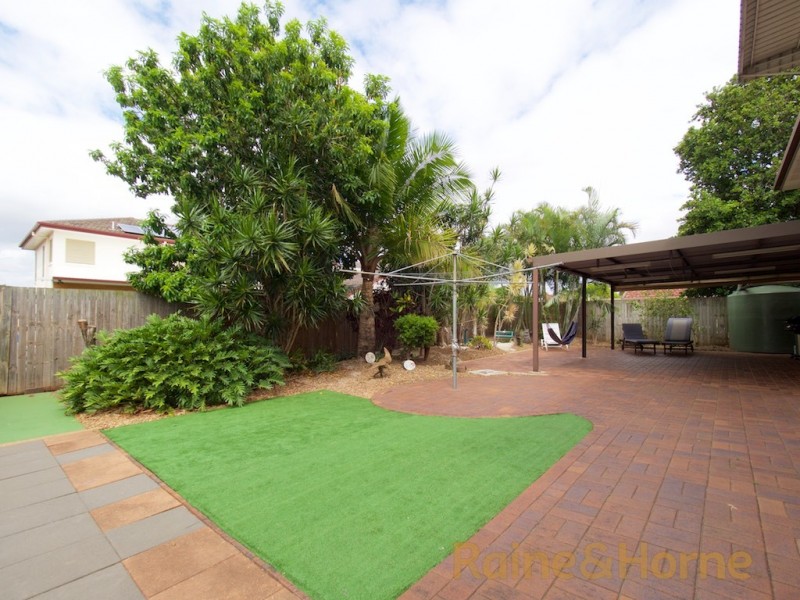 25 Faringdon Street, Robertson QLD 4109