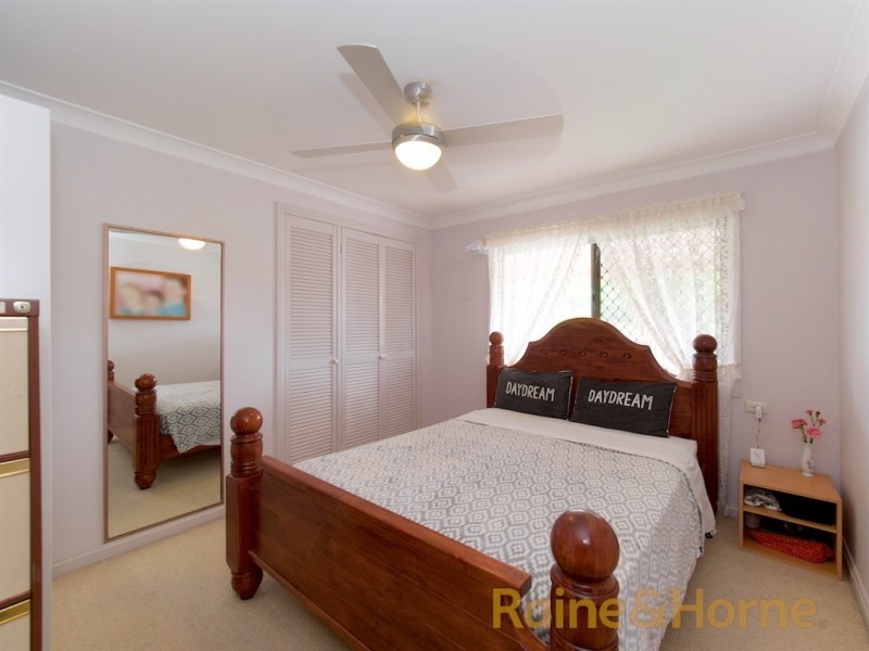 25 Faringdon Street, Robertson QLD 4109