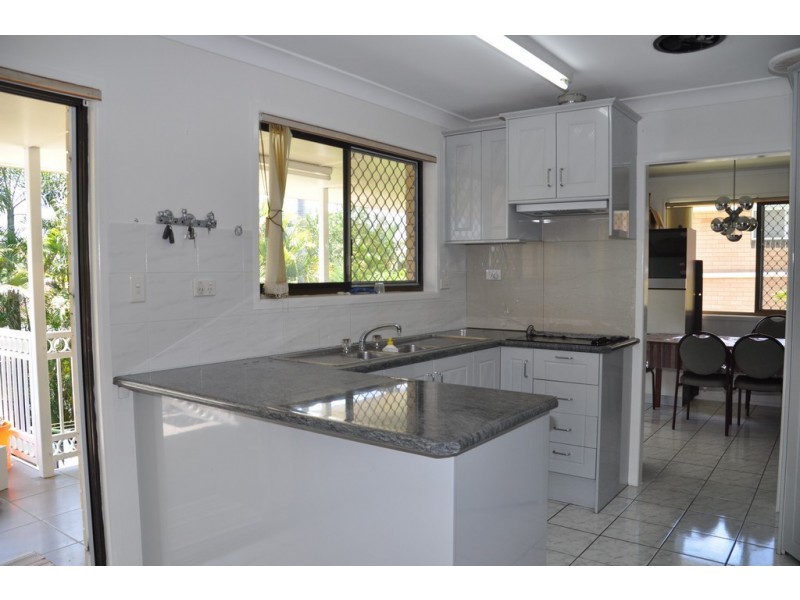 4 Lavinia Street, Sunnybank QLD 4109