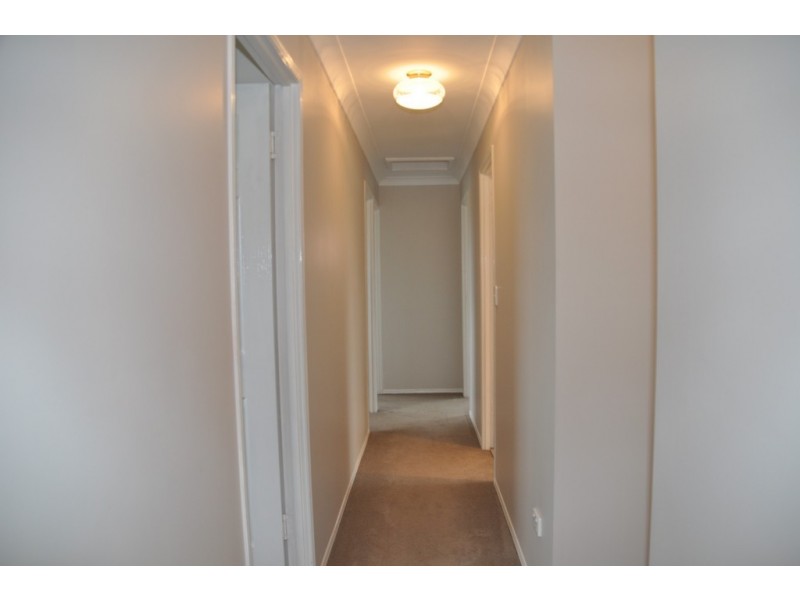 18 Amanda Street, Cleveland QLD 4163