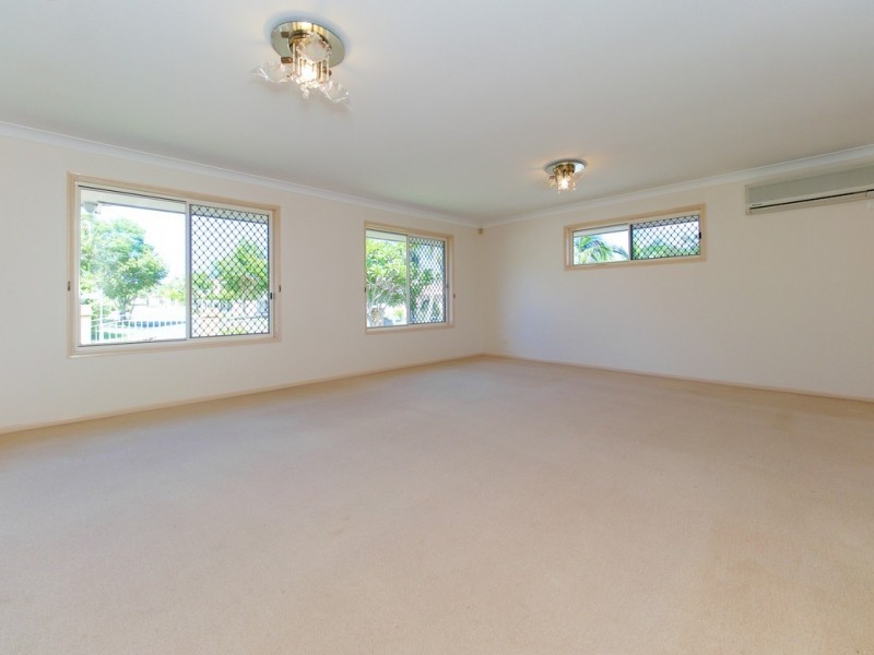 2 Westminster Place, Sunnybank Hills QLD 4109