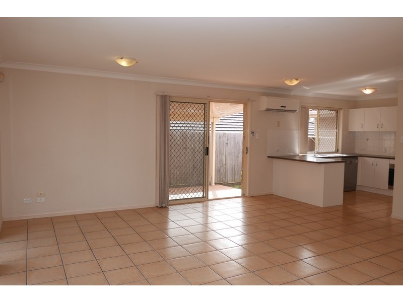 1 Freesia Close, Springfield Lakes QLD 4300