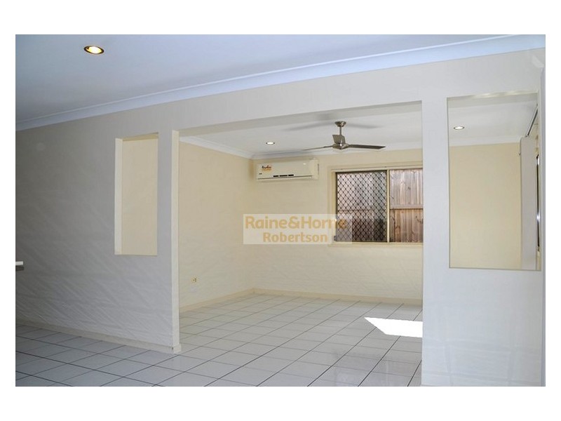 24 Daisy Street, Springfield Lakes QLD 4300